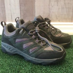 TFO Womans air cushioned hiking boots shoes